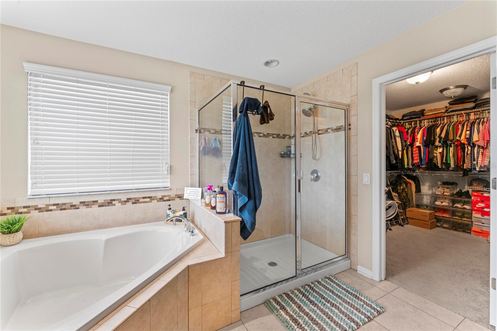 Image 27 of 46 For 11706 Gilmerton Drive