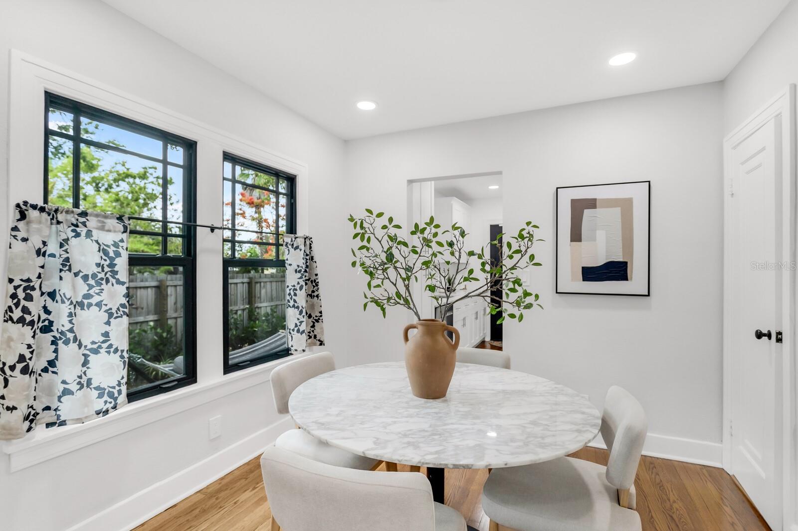 Image 15 of 54 For 2859 Dartmouth Avenue N