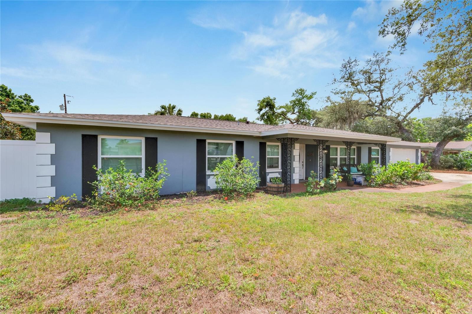 Listing photo id 9 for 1607 Melodie Drive