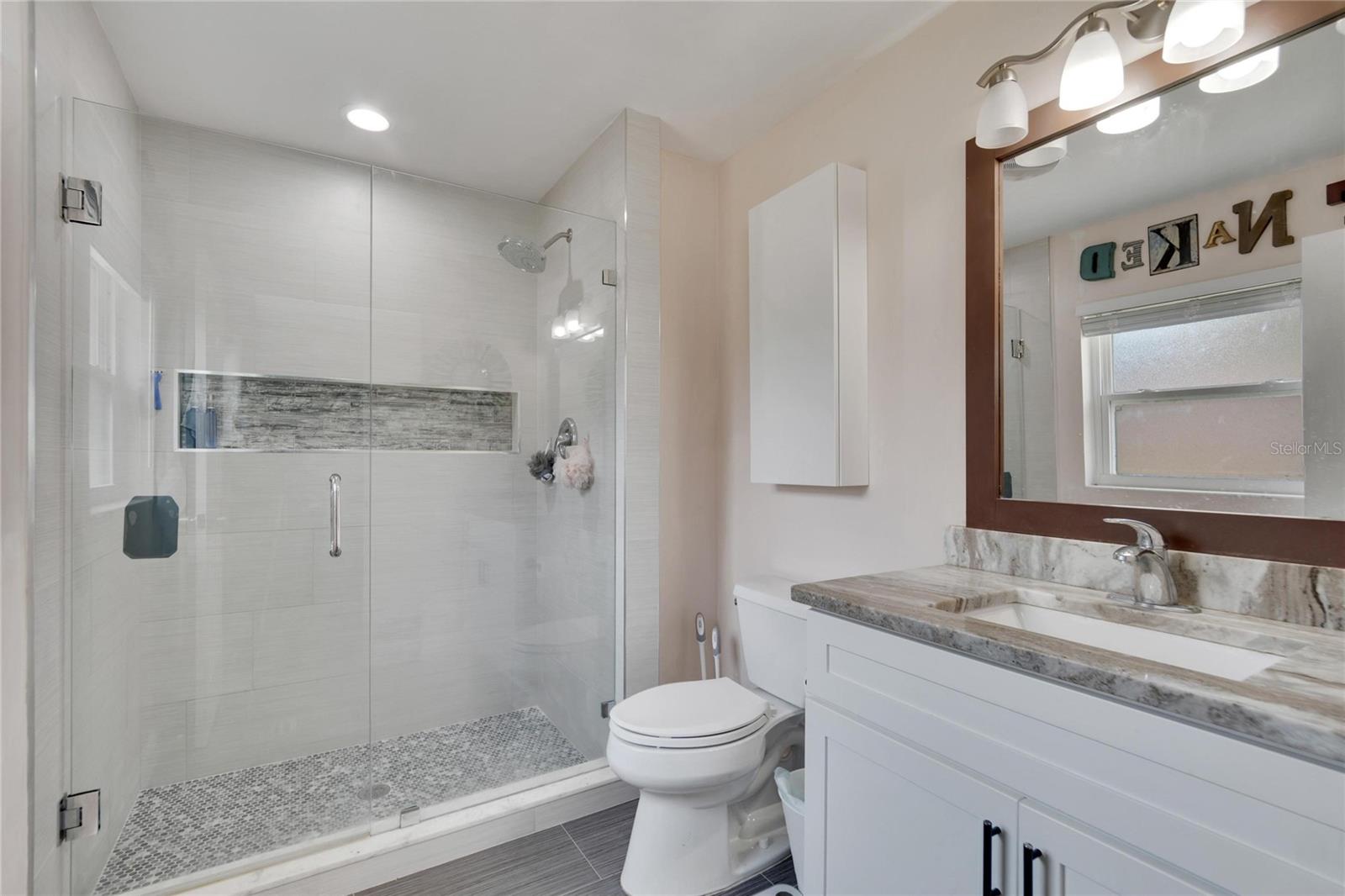 Listing photo id 39 for 1607 Melodie Drive