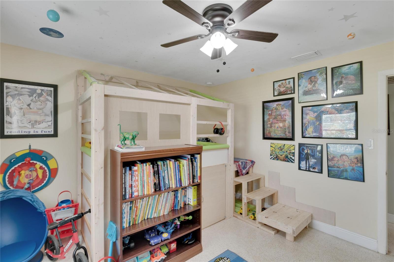 Listing photo id 46 for 1607 Melodie Drive