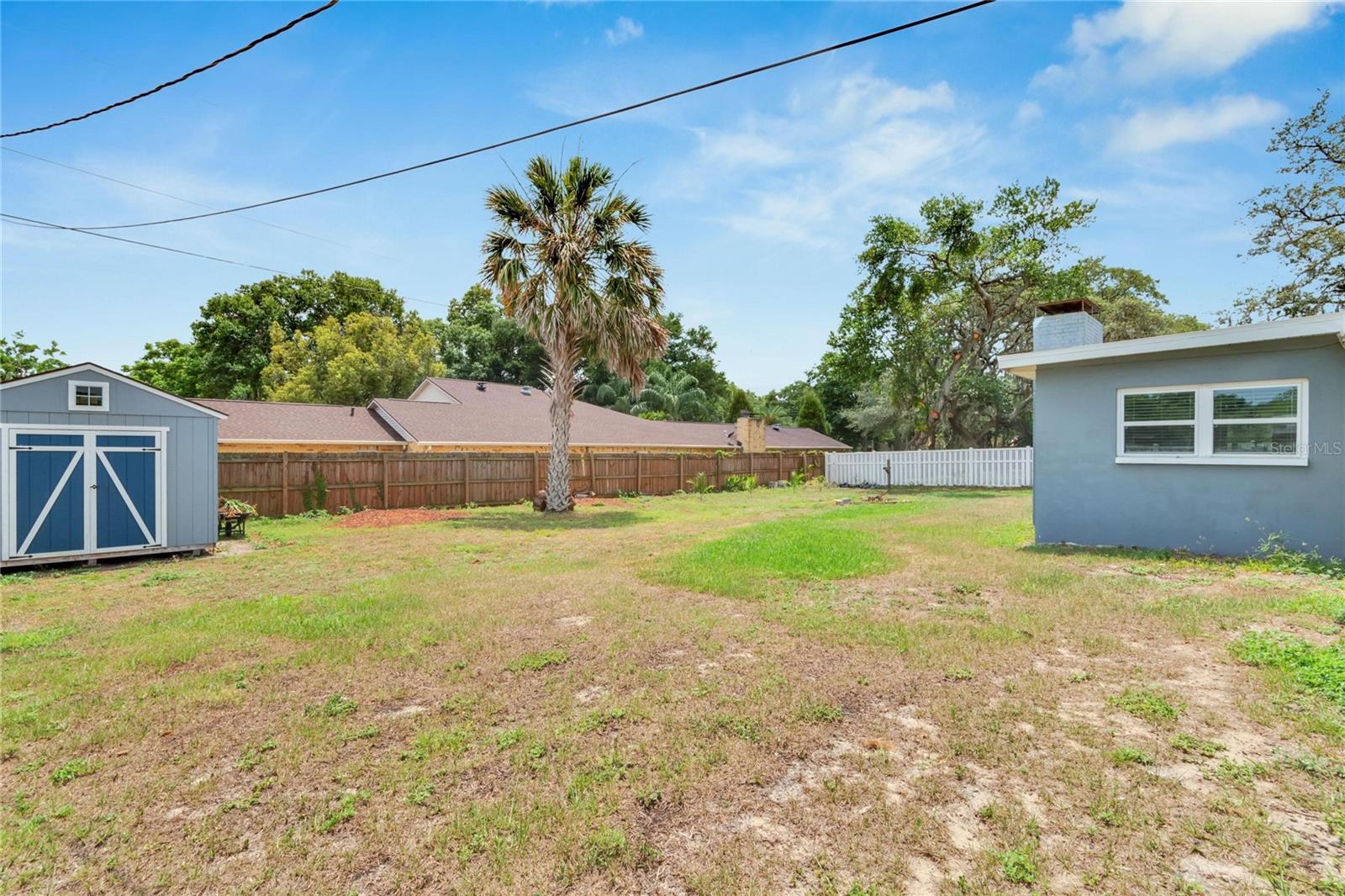 Listing photo id 64 for 1607 Melodie Drive