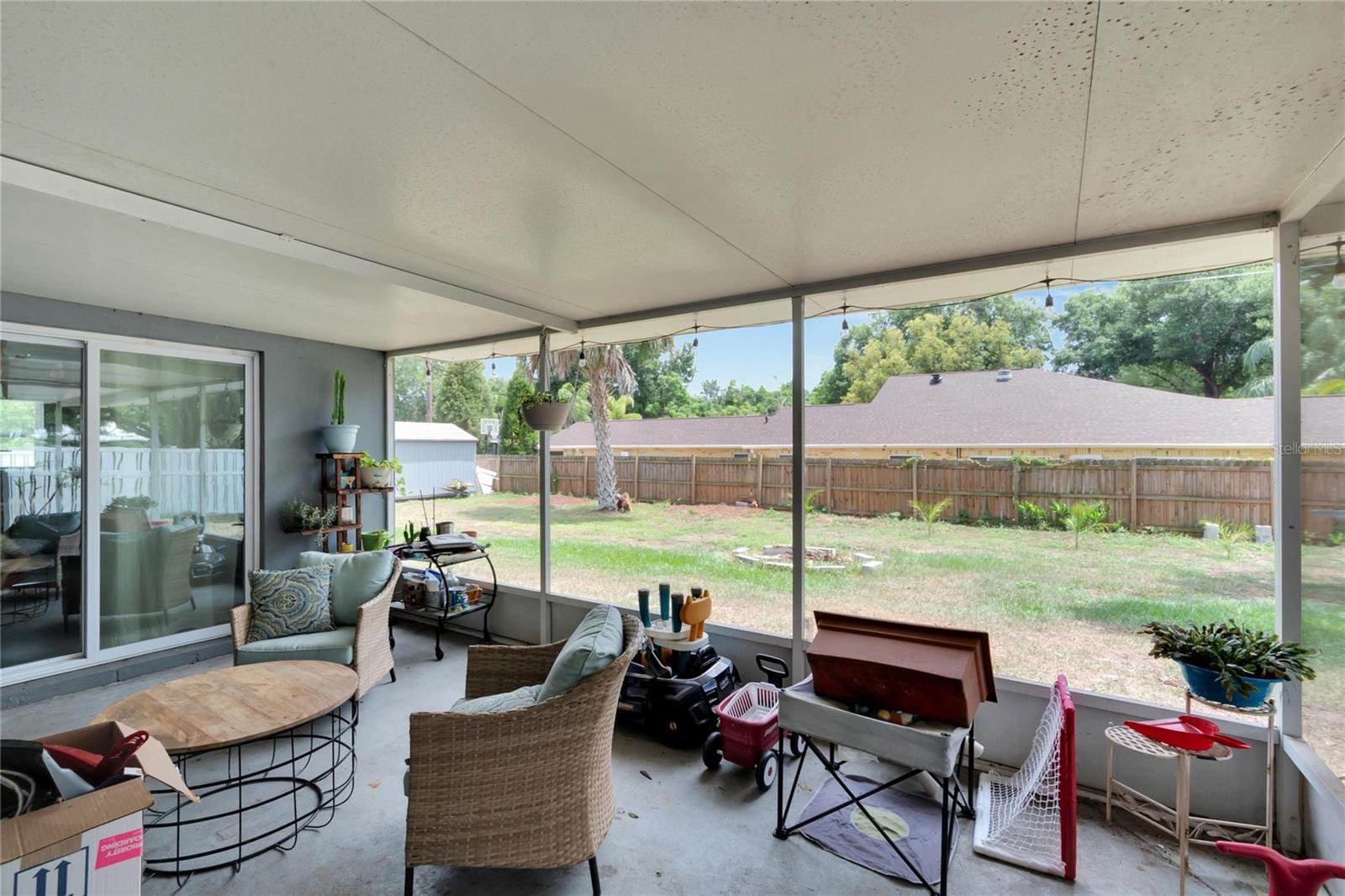 Listing photo id 70 for 1607 Melodie Drive