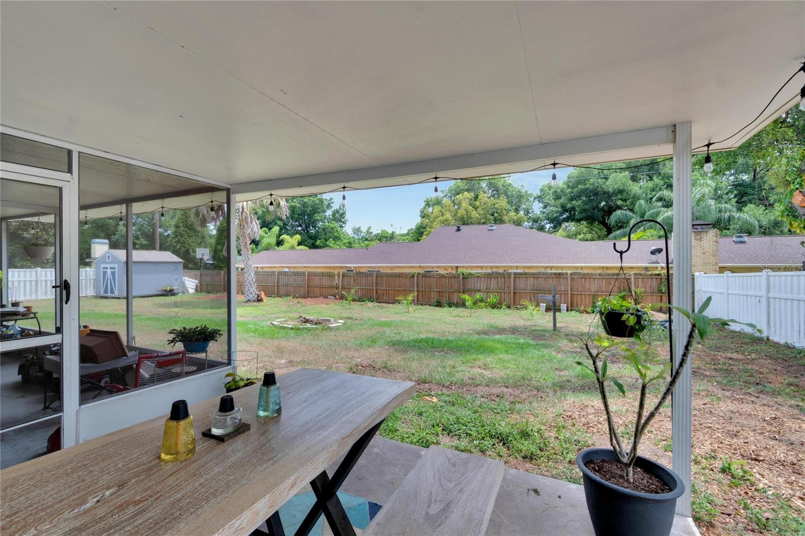 Listing photo id 72 for 1607 Melodie Drive