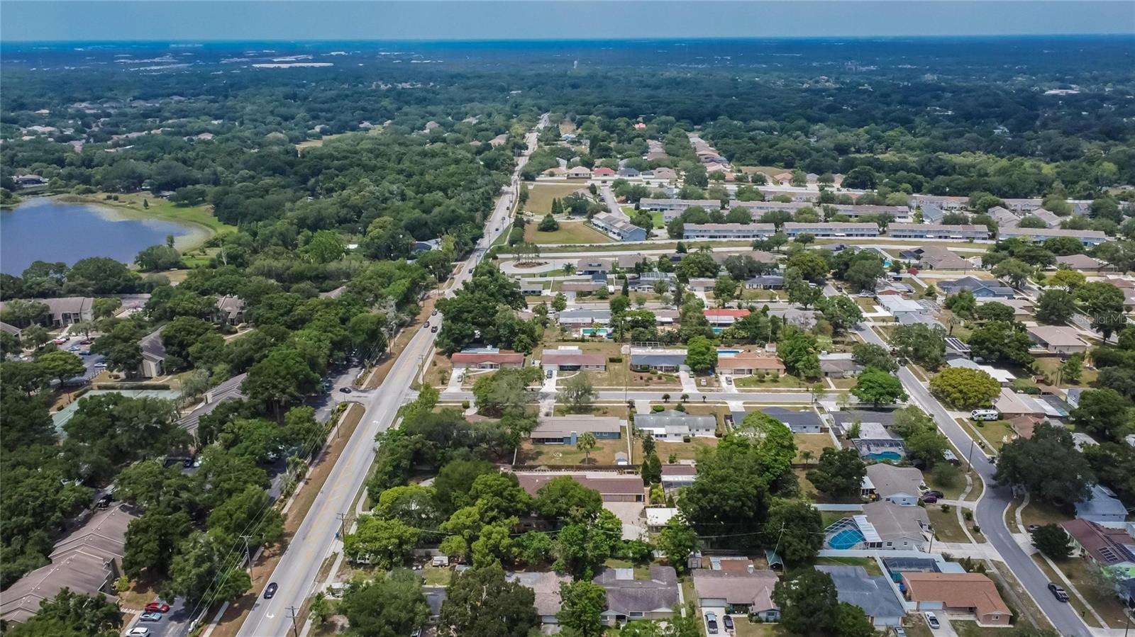 Listing photo id 76 for 1607 Melodie Drive