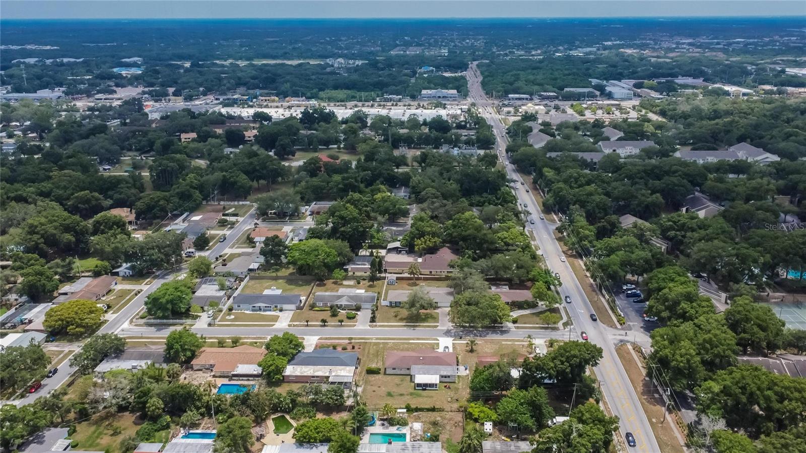 Listing photo id 82 for 1607 Melodie Drive