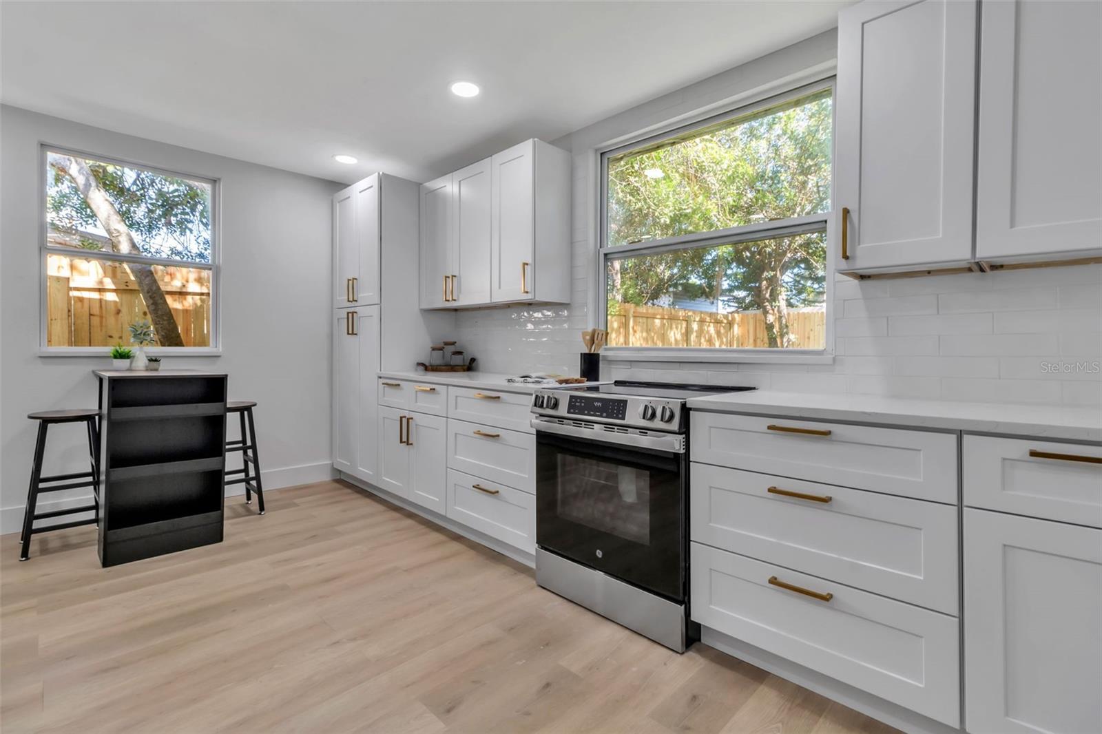 Image 16 of 48 For 4624 83rd Terrace N