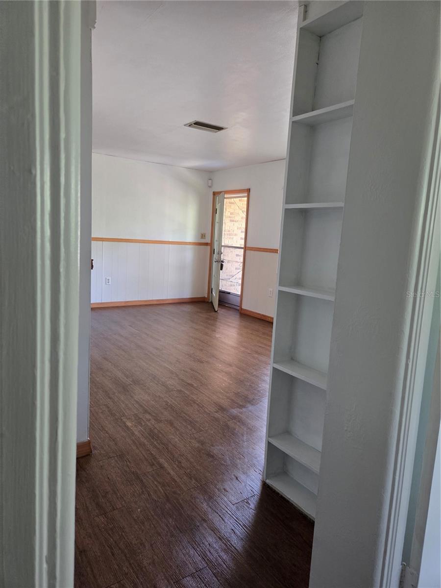Image 13 of 16 For 115 Marjorie Avenue