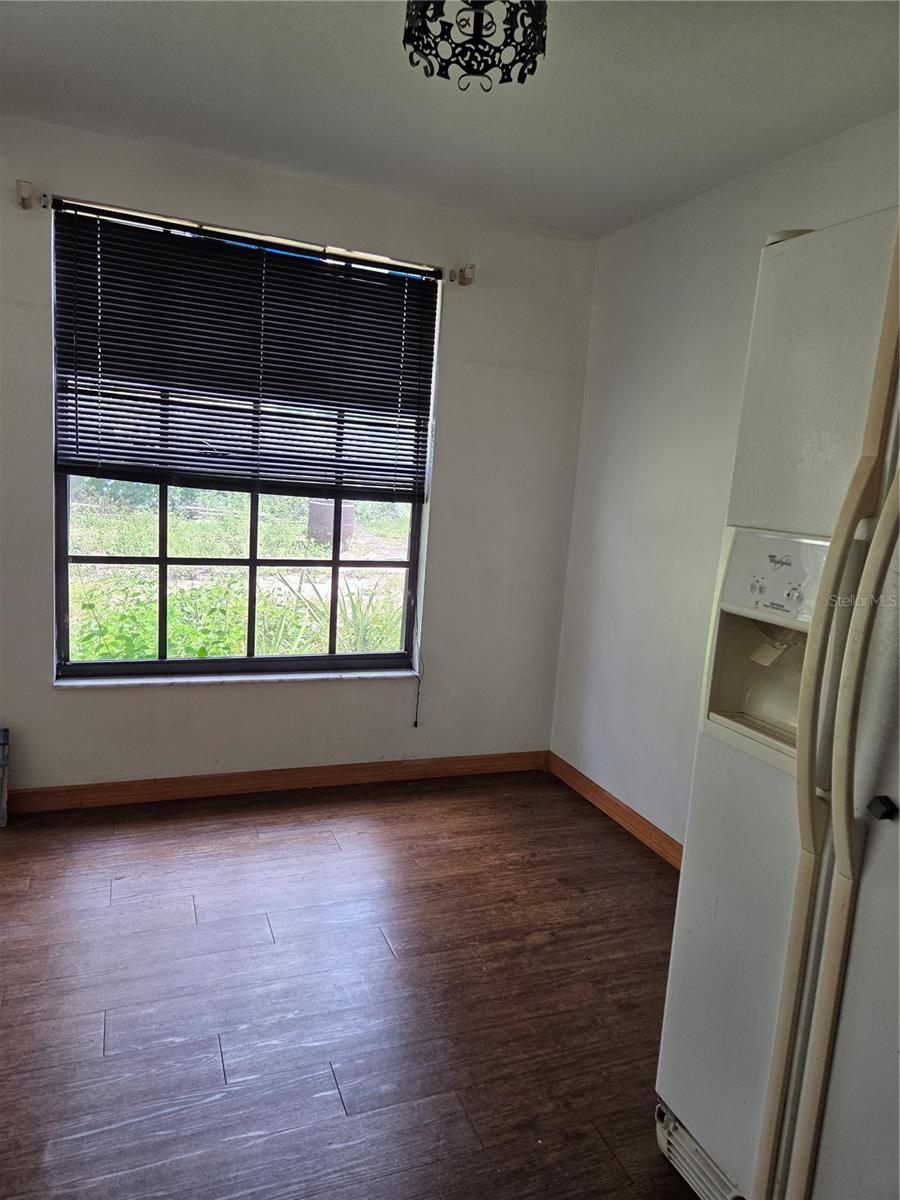 Image 8 of 16 For 115 Marjorie Avenue
