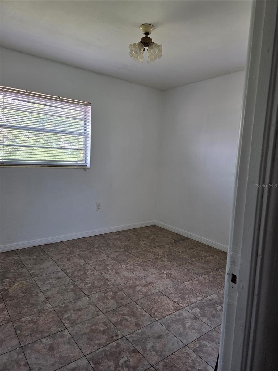 Image 9 of 16 For 115 Marjorie Avenue