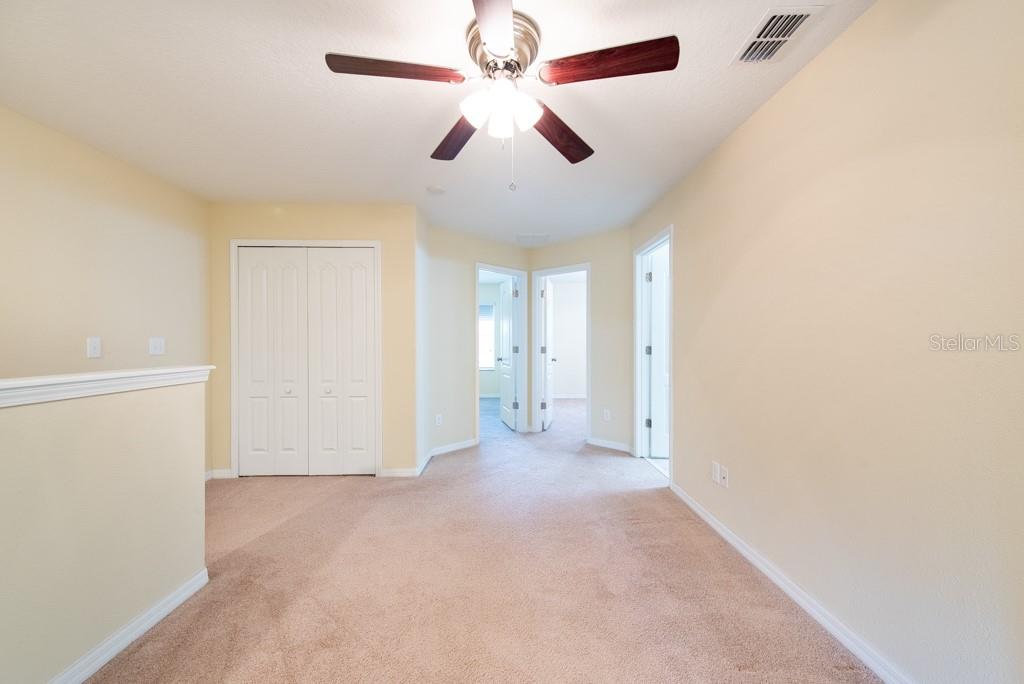 Image 13 of 45 For 11903 Greengate Drive