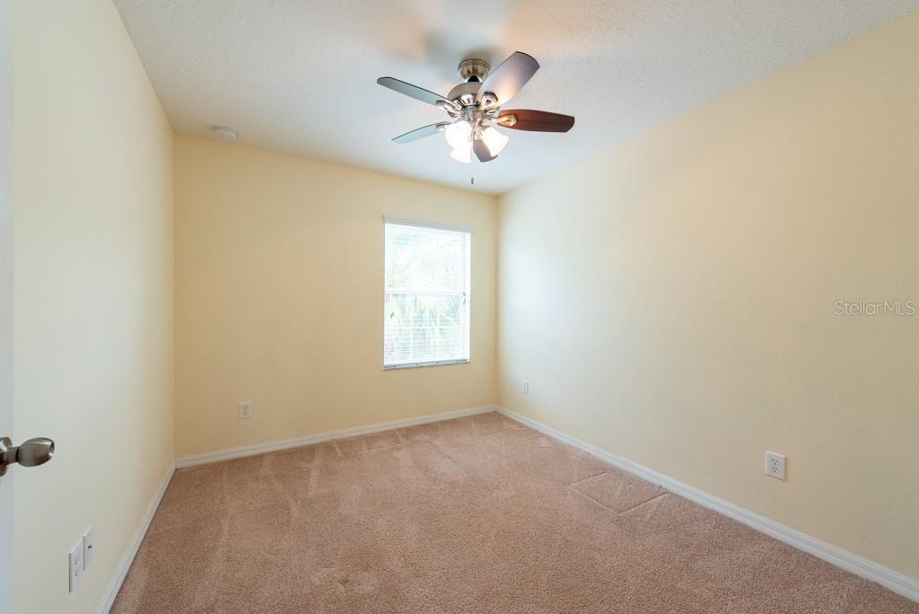 Image 18 of 45 For 11903 Greengate Drive