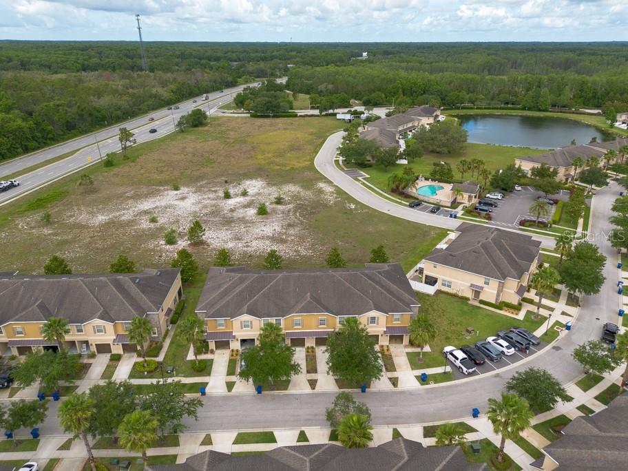 Image 34 of 45 For 11903 Greengate Drive