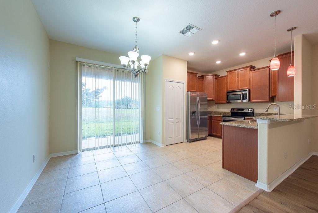 Image 5 of 45 For 11903 Greengate Drive