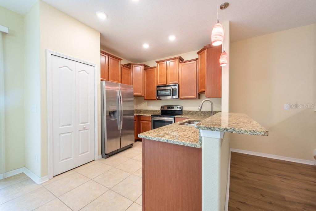 Image 7 of 45 For 11903 Greengate Drive