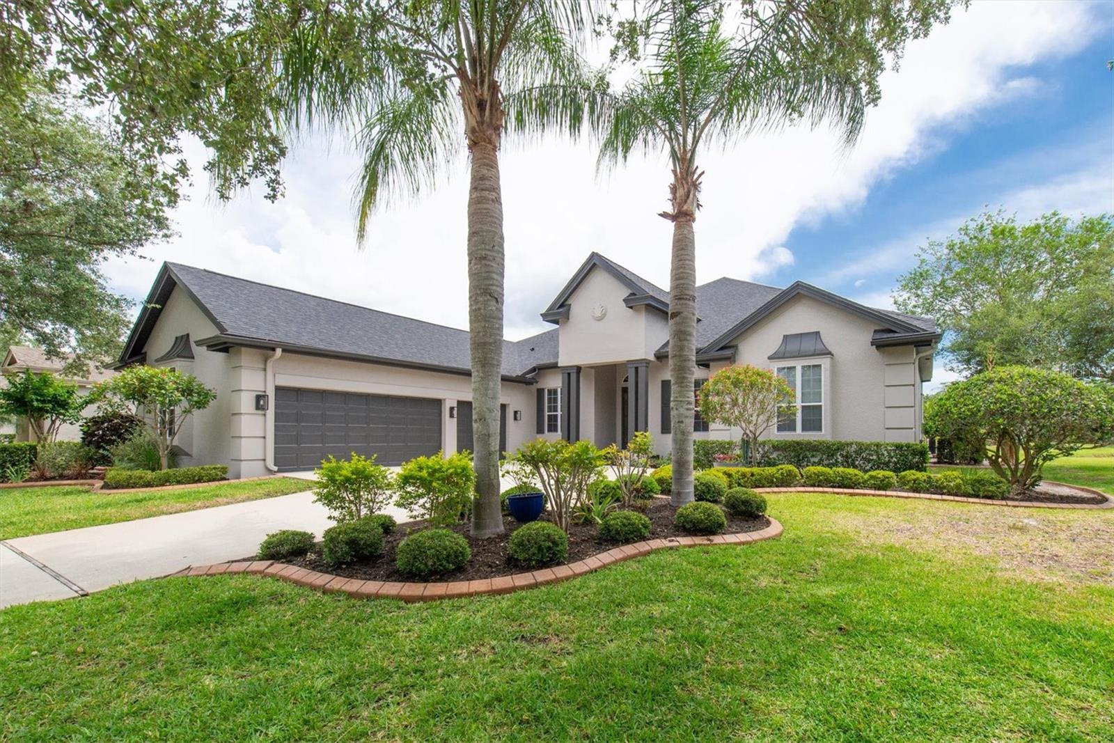 Listing photo id 0 for 3716 Janus Way