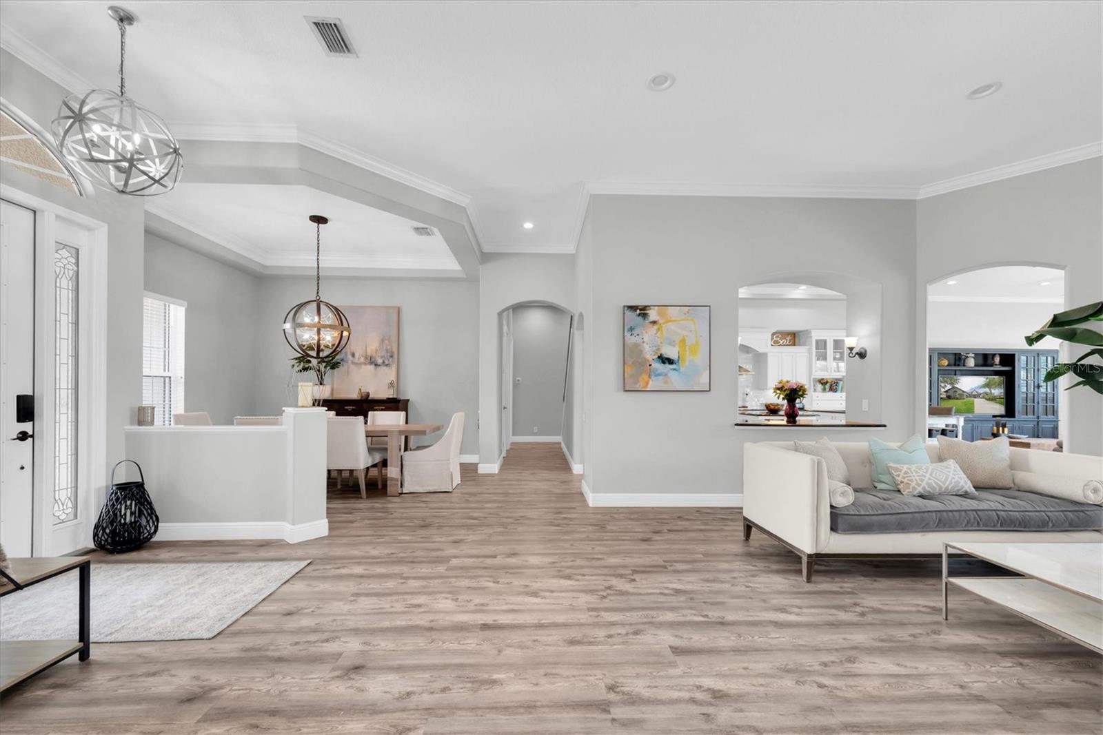 Listing photo id 1 for 3716 Janus Way