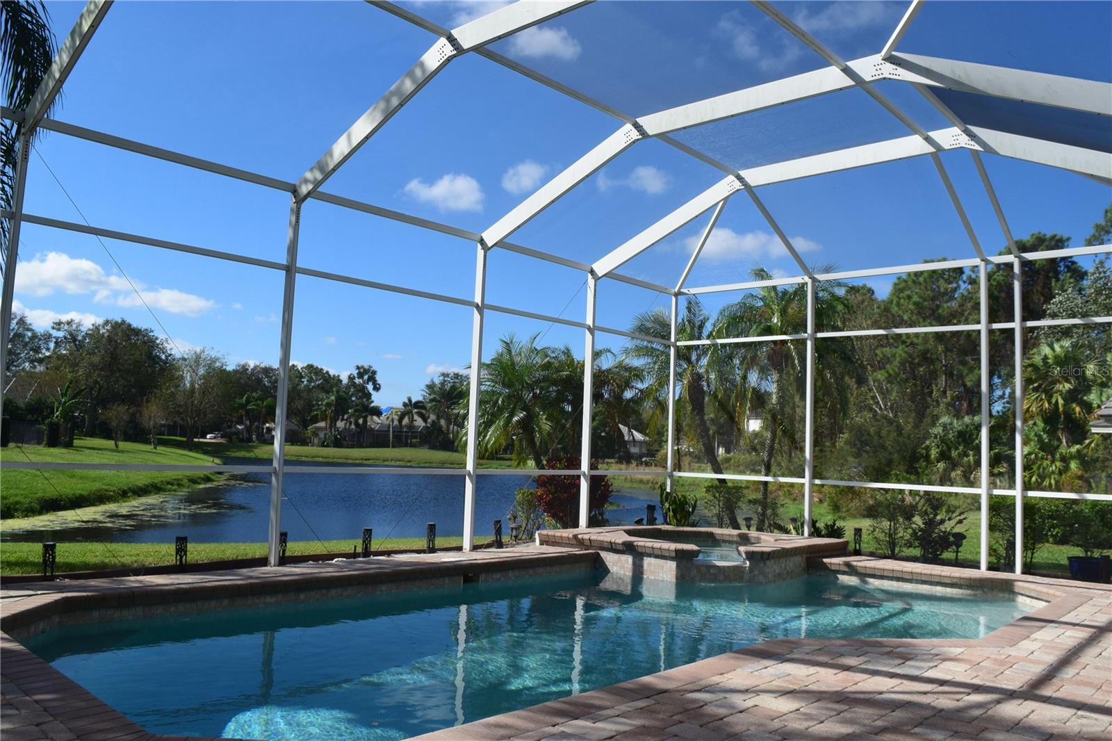 Listing photo id 42 for 3716 Janus Way
