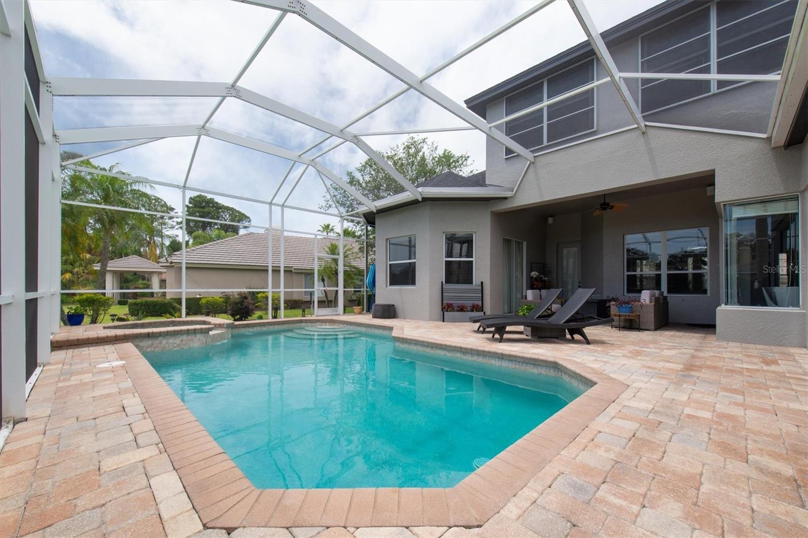 Listing photo id 44 for 3716 Janus Way