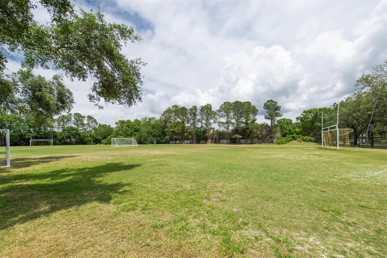 Listing photo id 59 for 3716 Janus Way