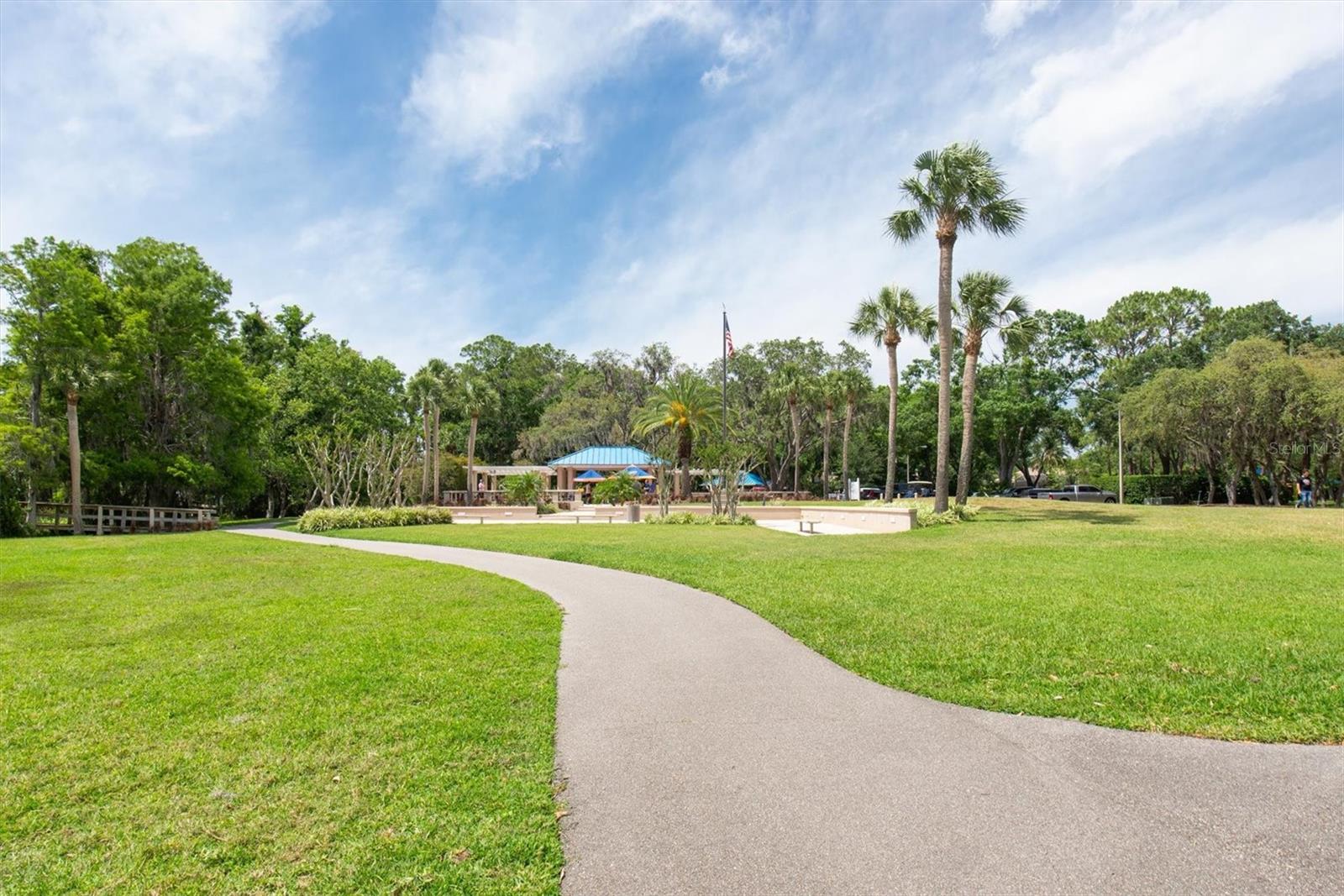 Listing photo id 65 for 3716 Janus Way