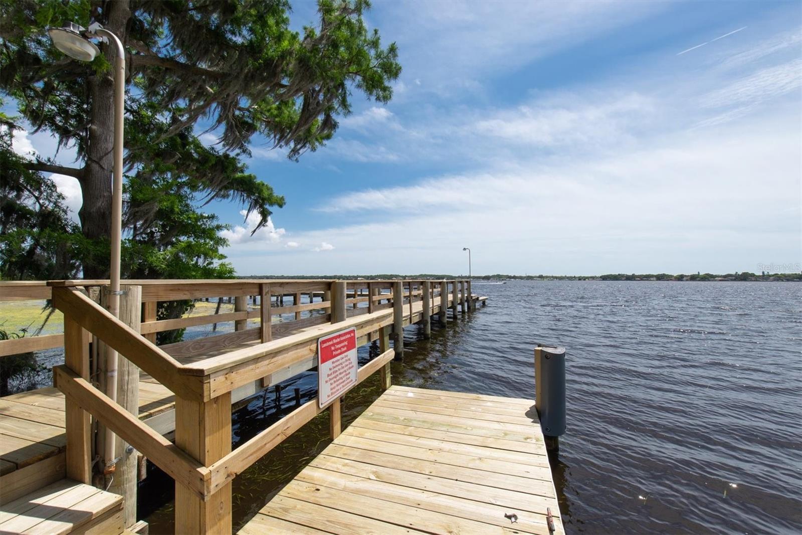 Listing photo id 66 for 3716 Janus Way