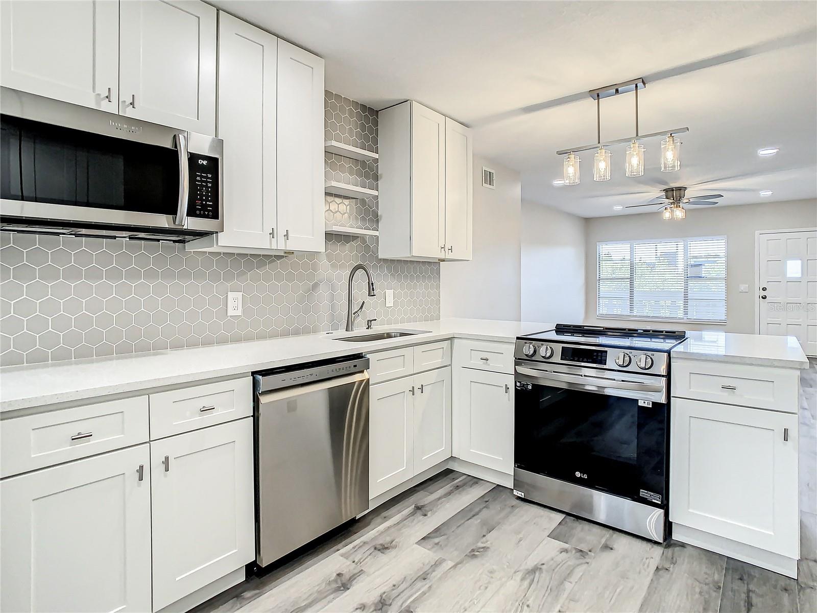 Image 10 of 26 For 2253 Norwegian Drive 67