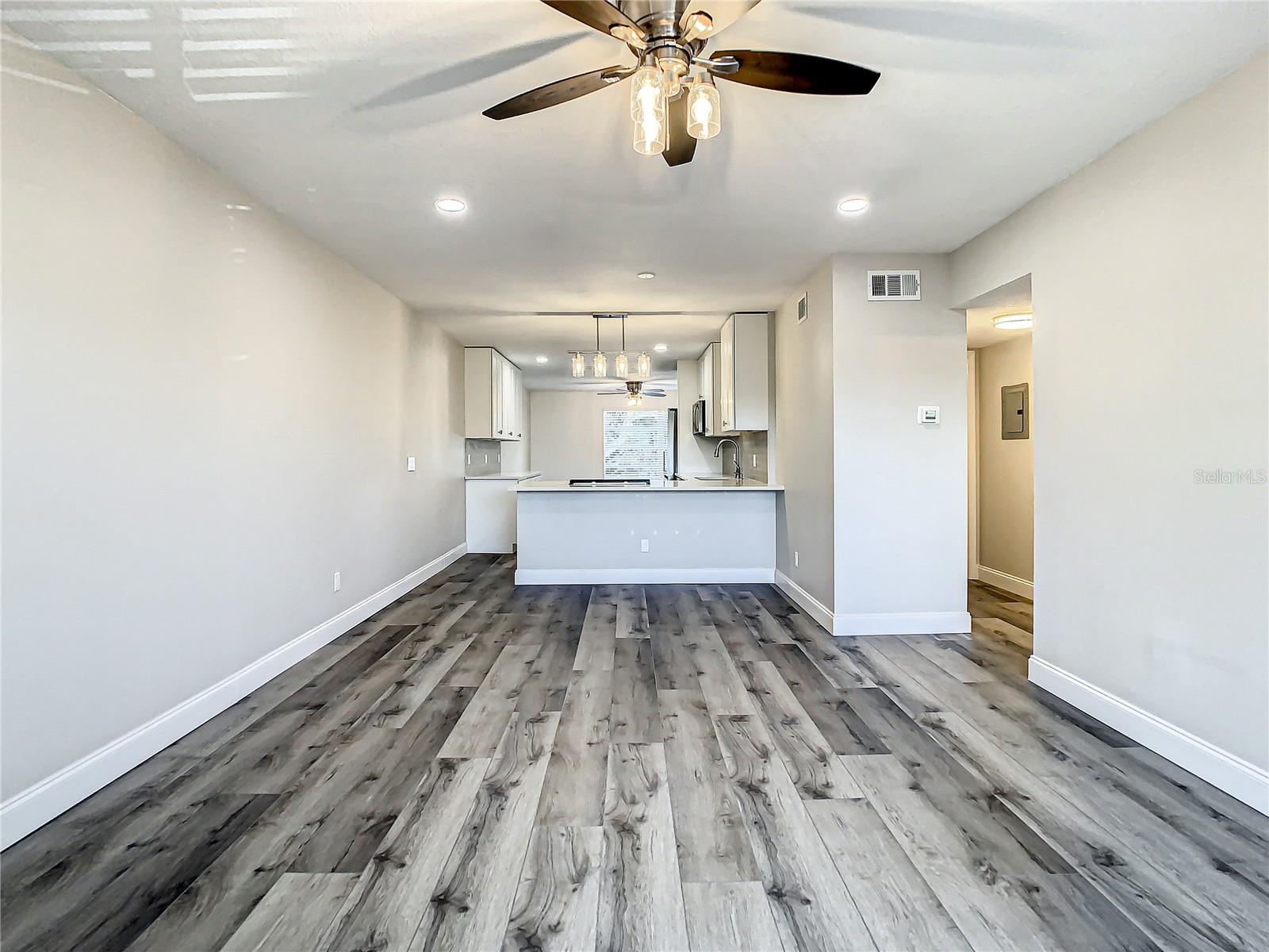 Image 5 of 26 For 2253 Norwegian Drive 67