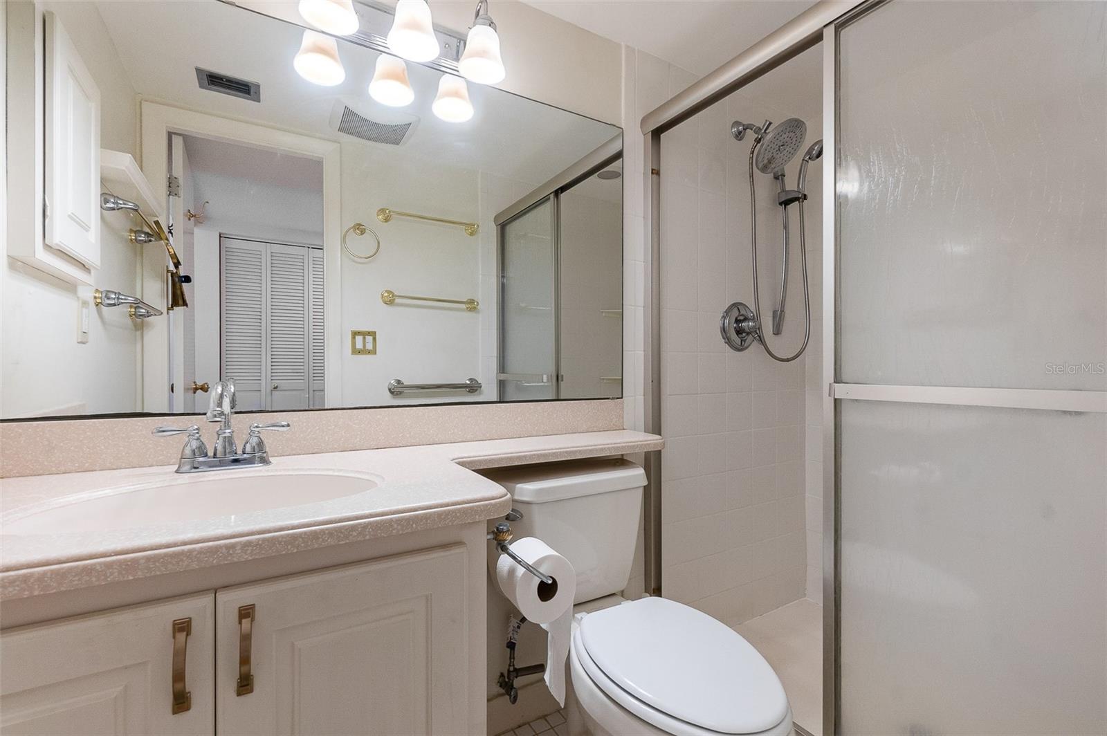 Image 14 of 25 For 101 Grandview Street 312
