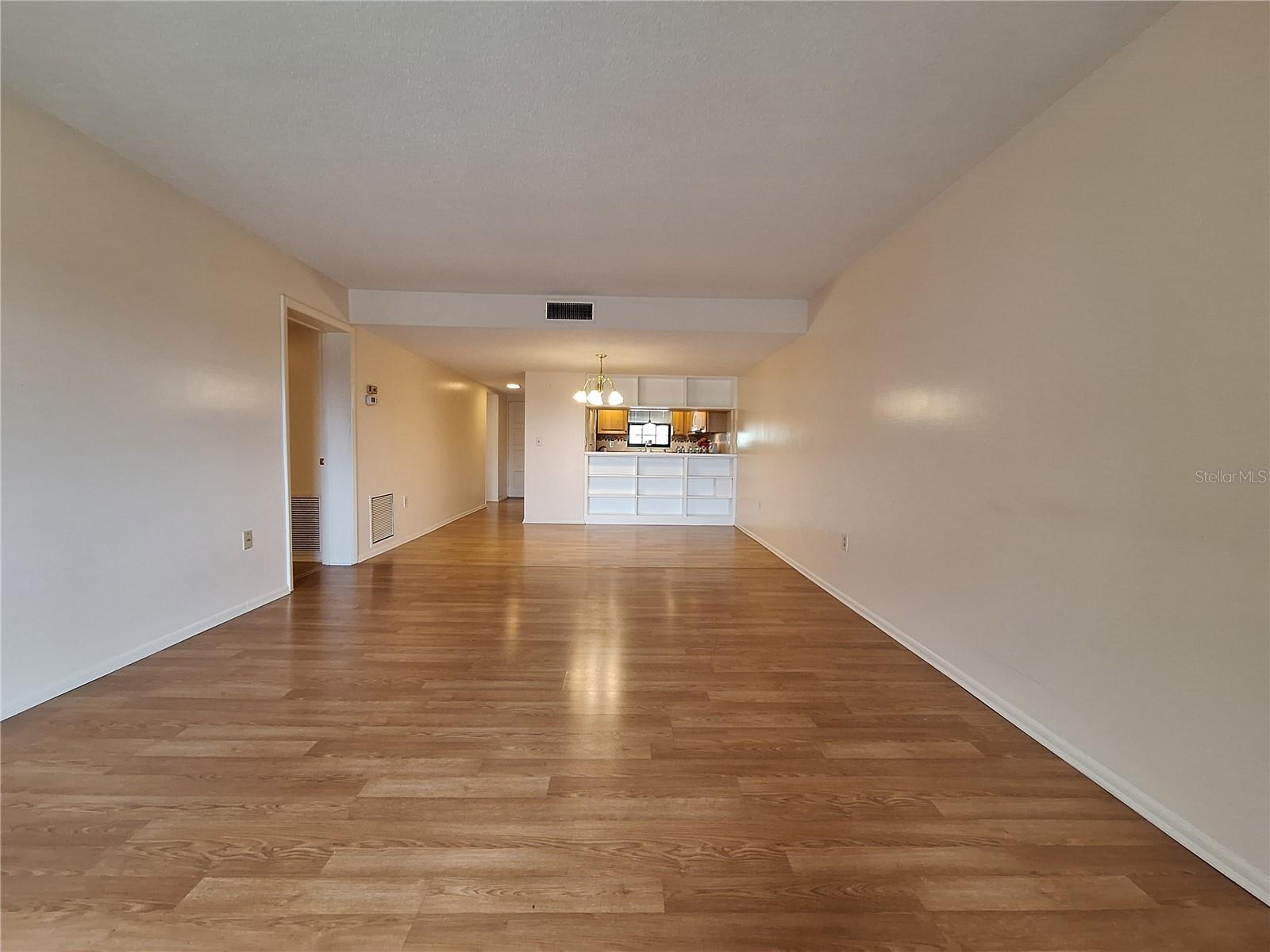 Image 9 of 25 For 101 Grandview Street 312