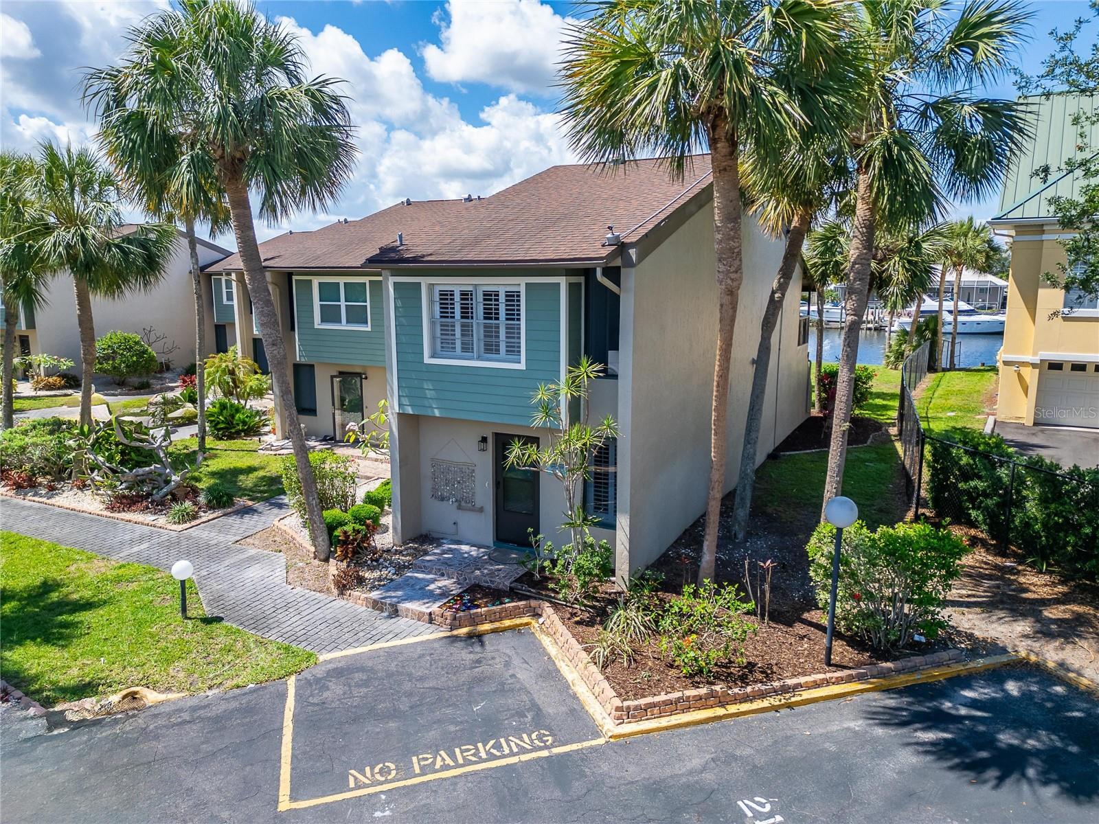 Image 52 of 81 For 1028 Apollo Beach Boulevard 21