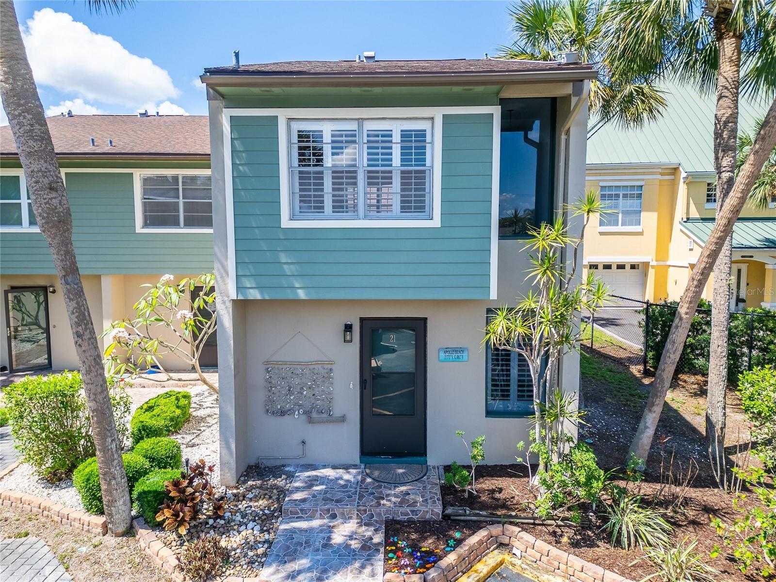 Image 62 of 81 For 1028 Apollo Beach Boulevard 21