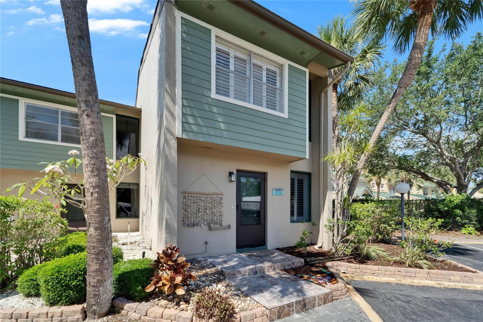 Image 63 of 81 For 1028 Apollo Beach Boulevard 21