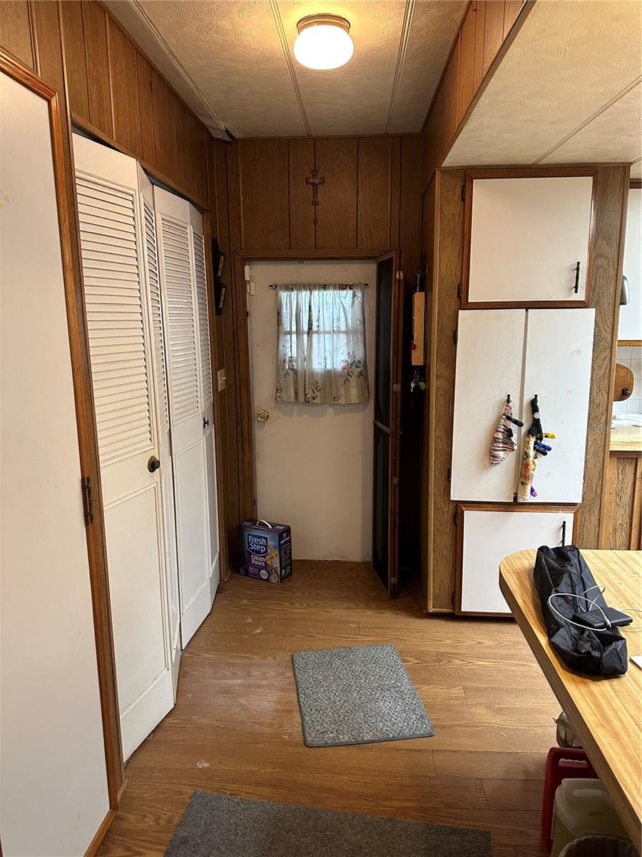 Image 7 of 36 For 6099 107th Avenue N