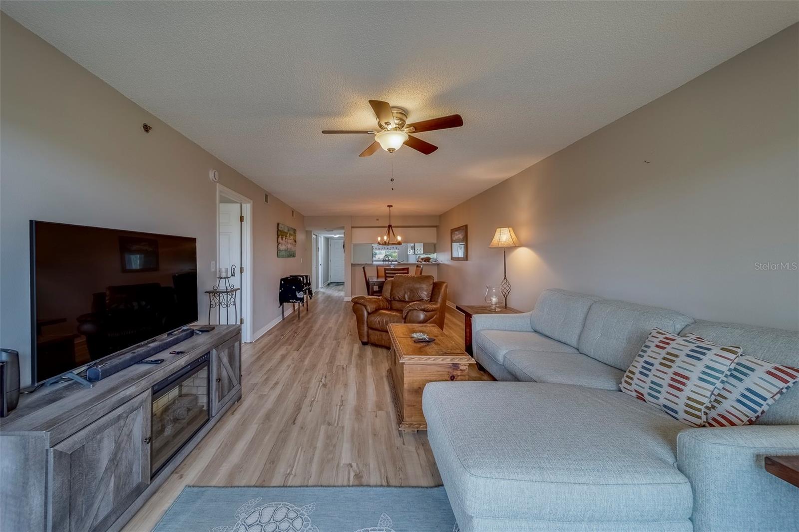 Image 17 of 46 For 9510 Harbor Greens Way 407