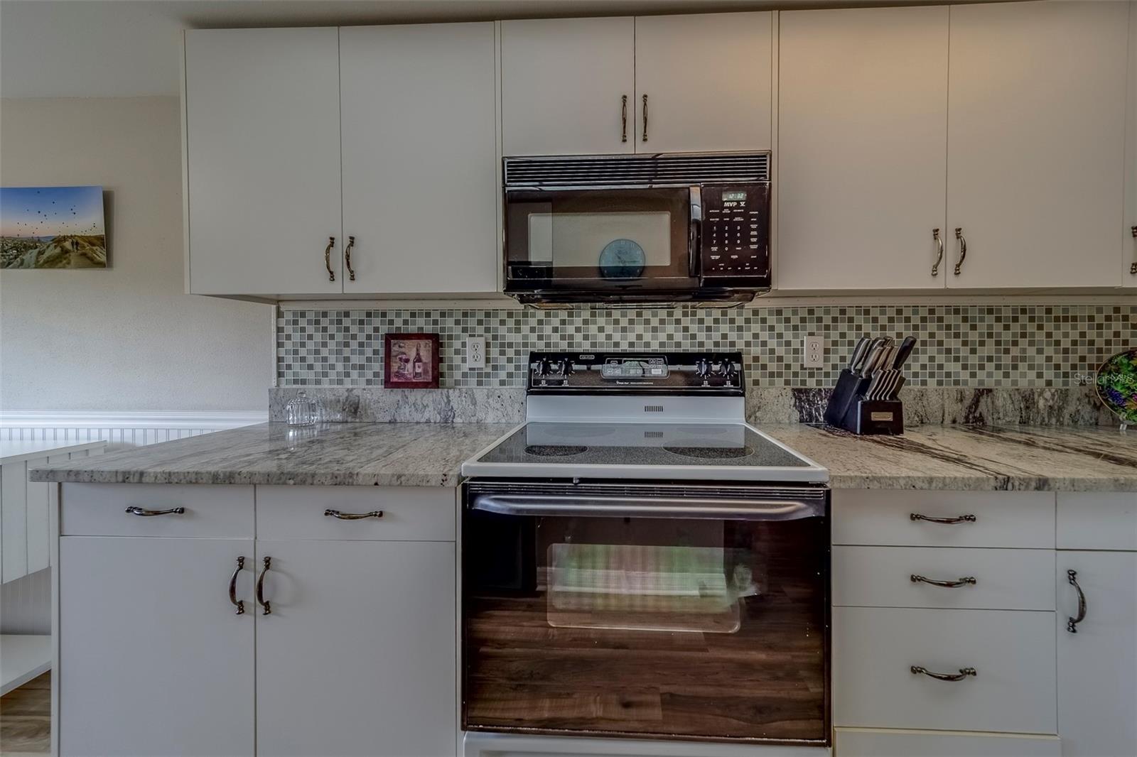Image 8 of 46 For 9510 Harbor Greens Way 407