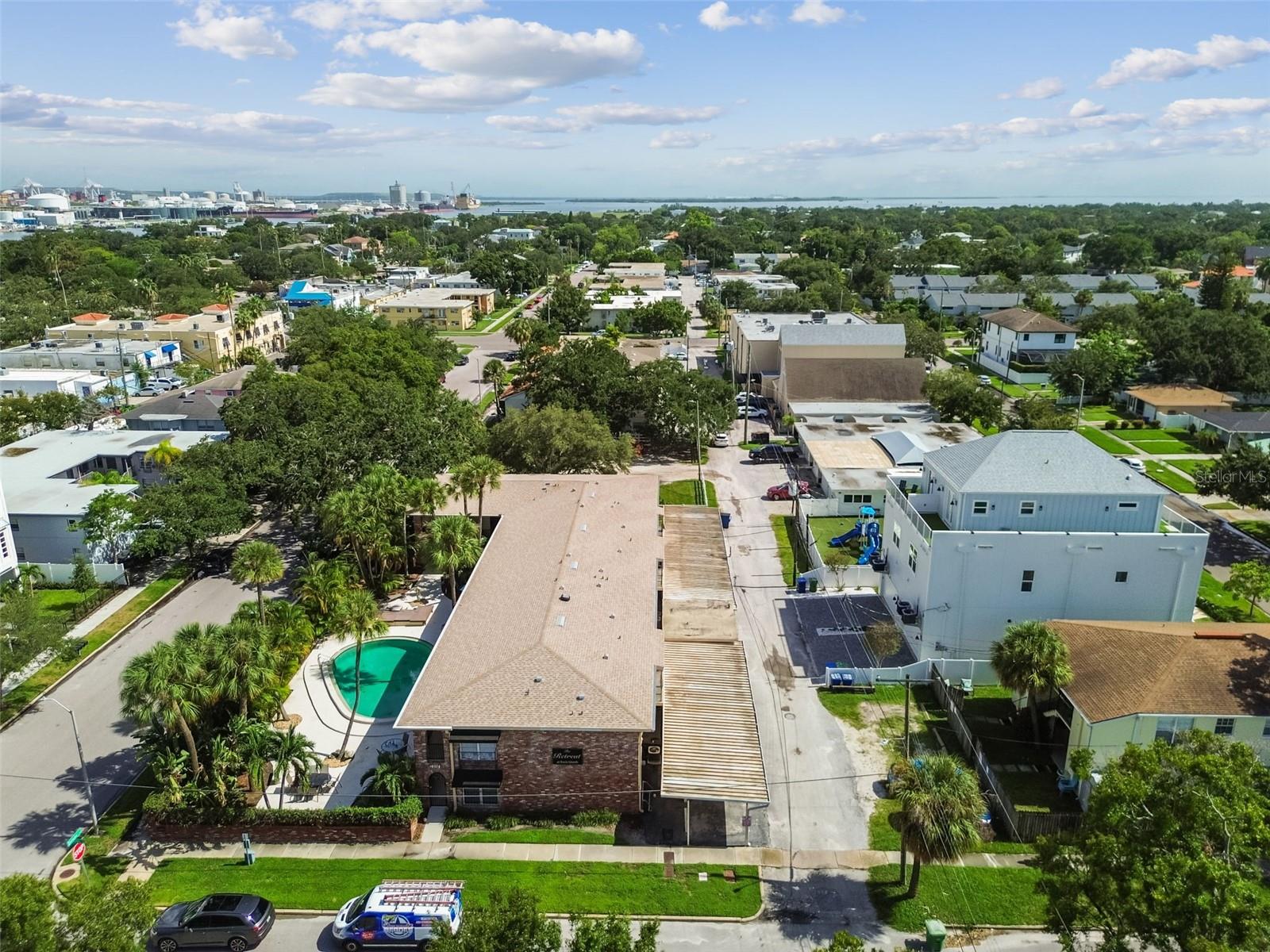 Image 6 of 33 For 208 Danube Avenue 101