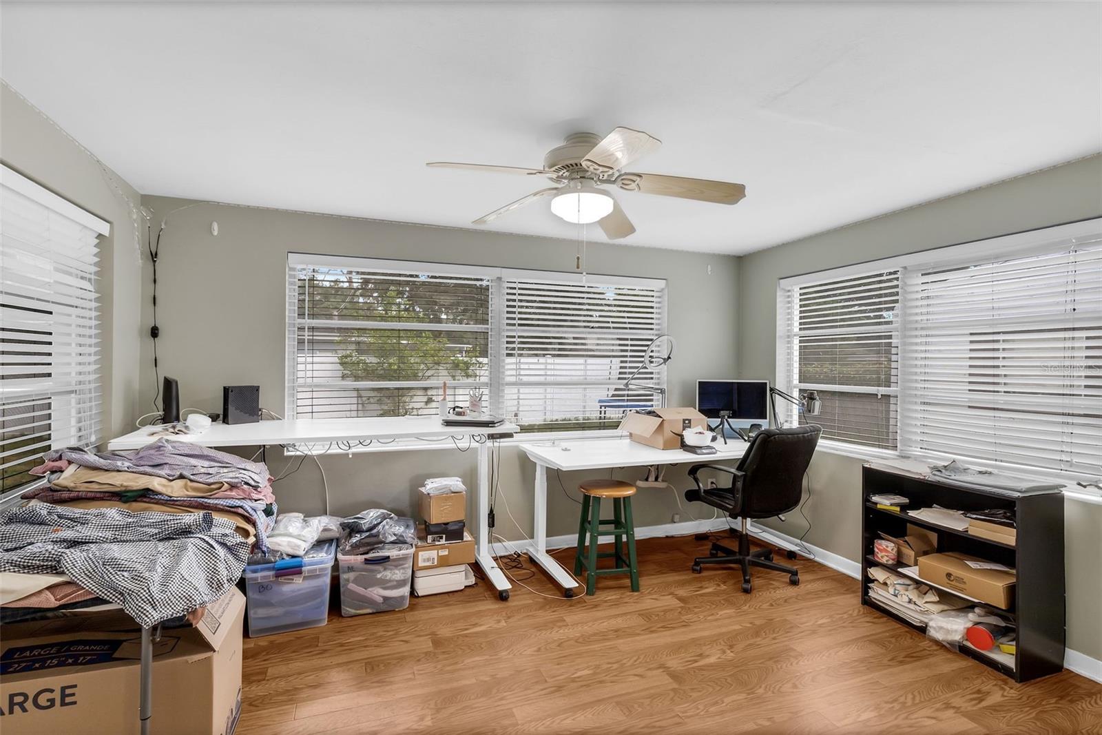 Image 10 of 40 For 2222 Euclid Circle N