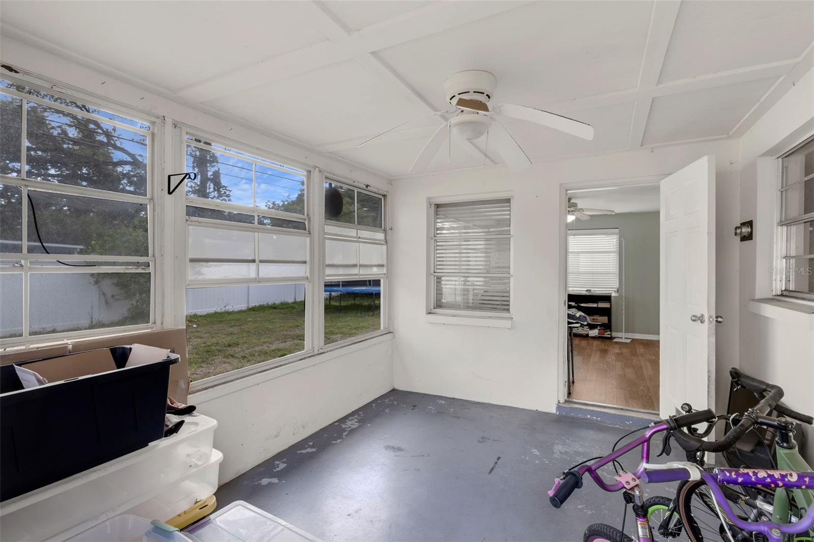 Image 13 of 40 For 2222 Euclid Circle N
