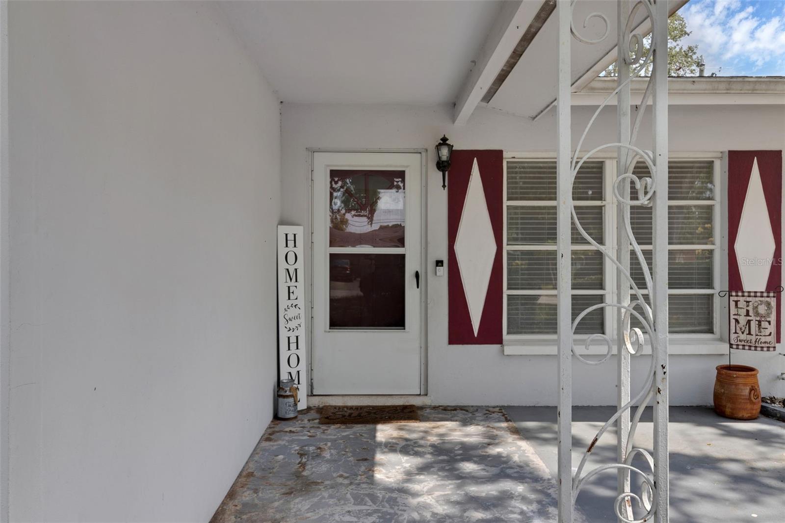 Image 3 of 40 For 2222 Euclid Circle N