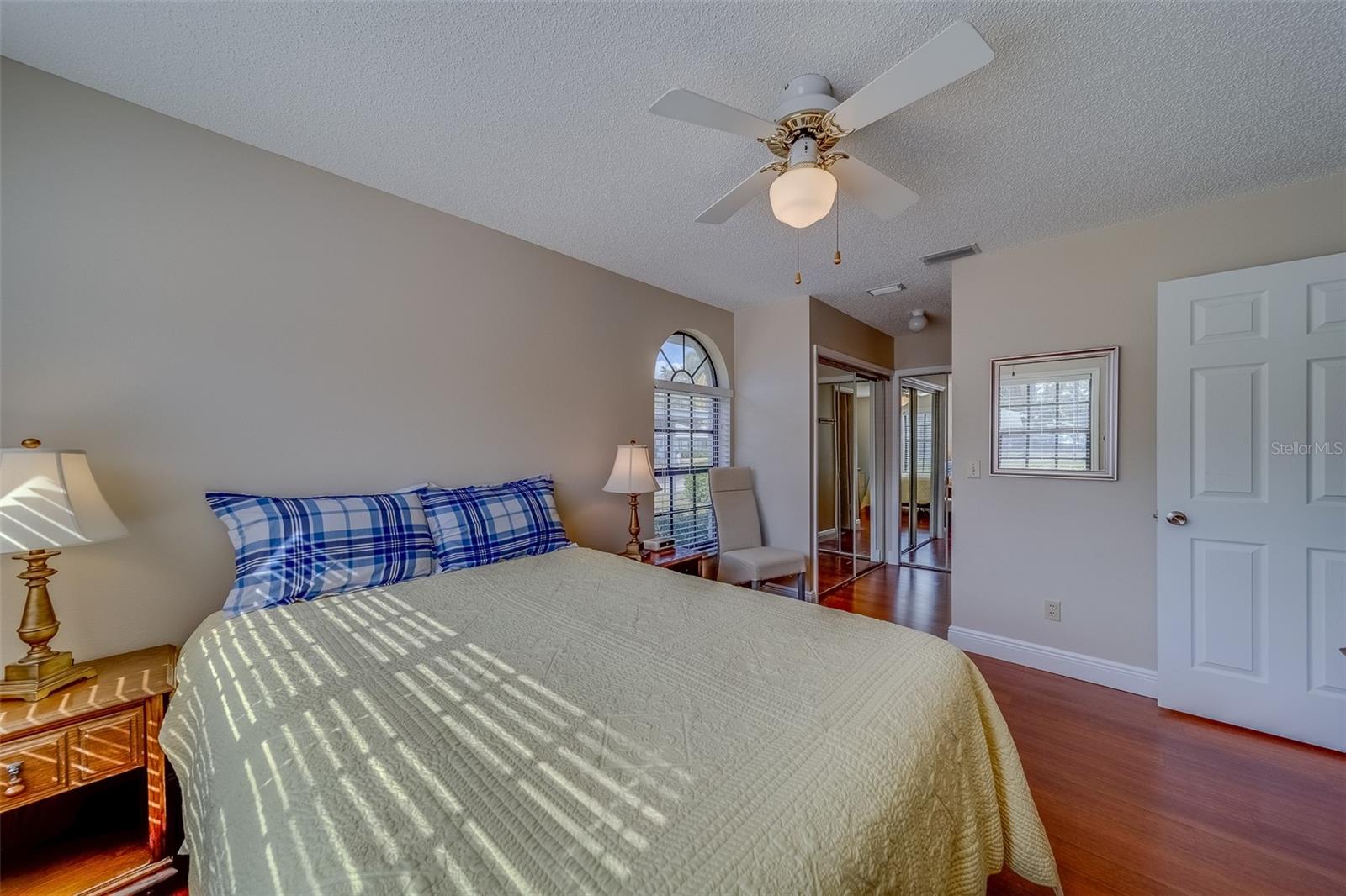 Image 16 of 36 For 2749 Countryside Boulevard 4