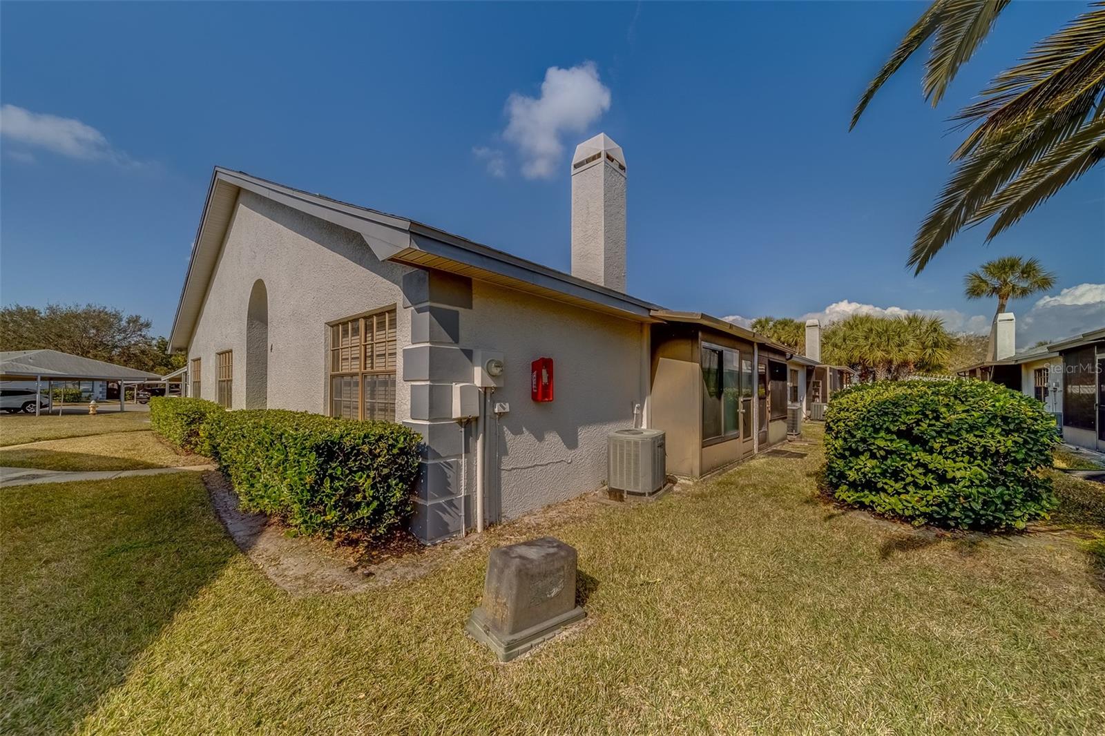 Image 23 of 36 For 2749 Countryside Boulevard 4