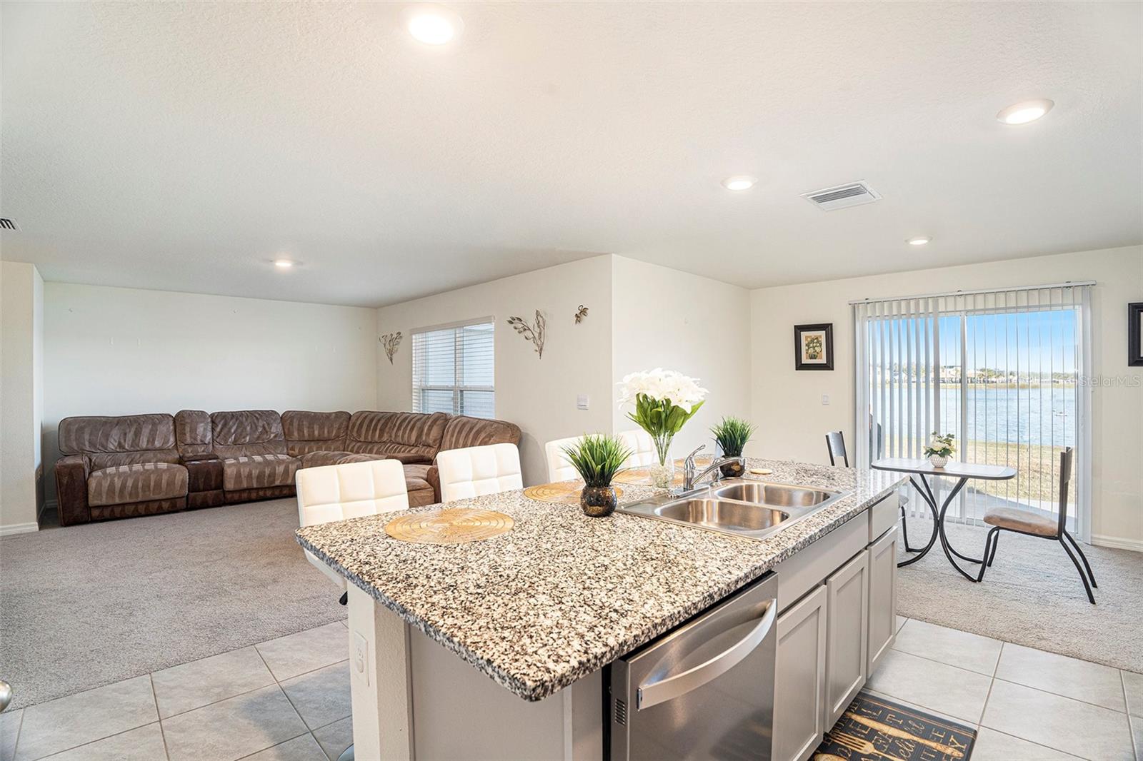 Image 14 of 37 For 38311 Sonnet Landing Avenue