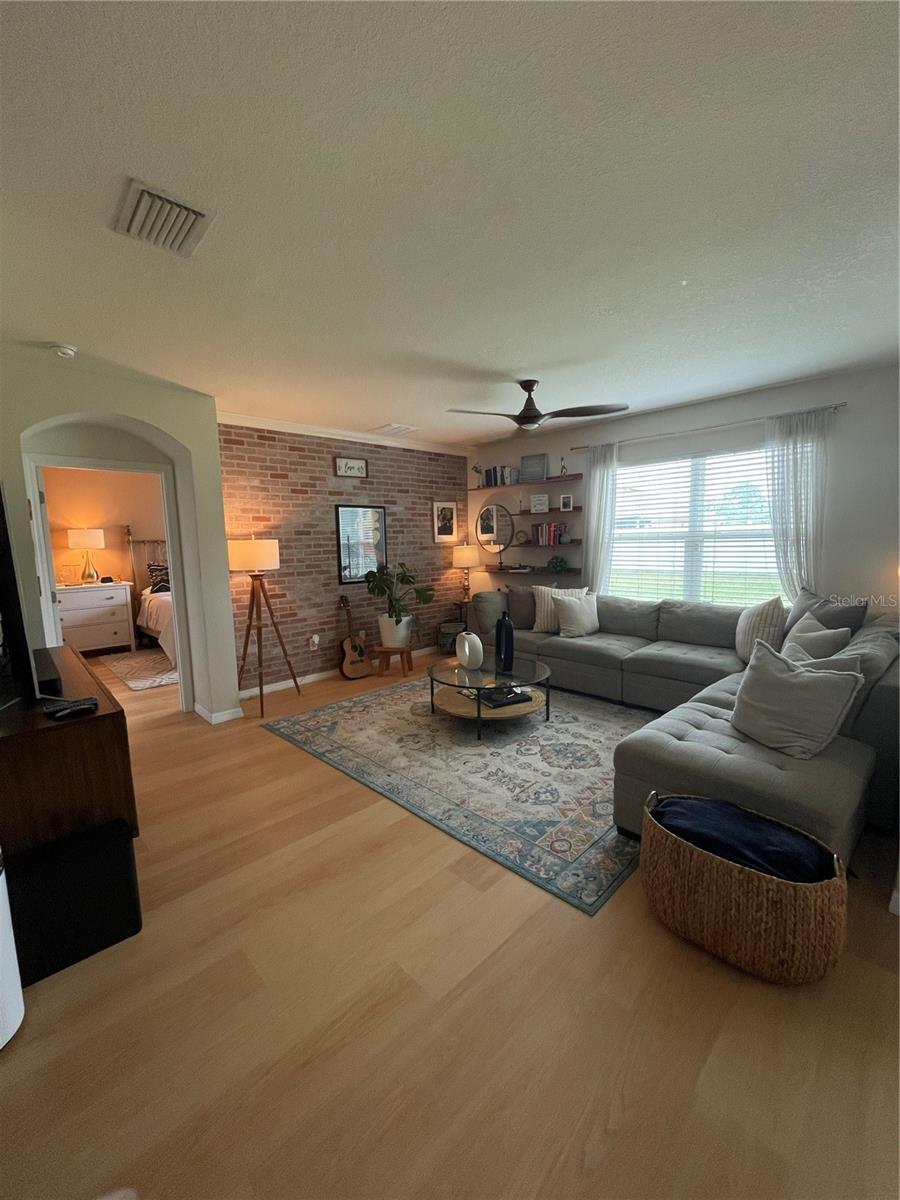 Image 12 of 26 For 5504 Raymond Way