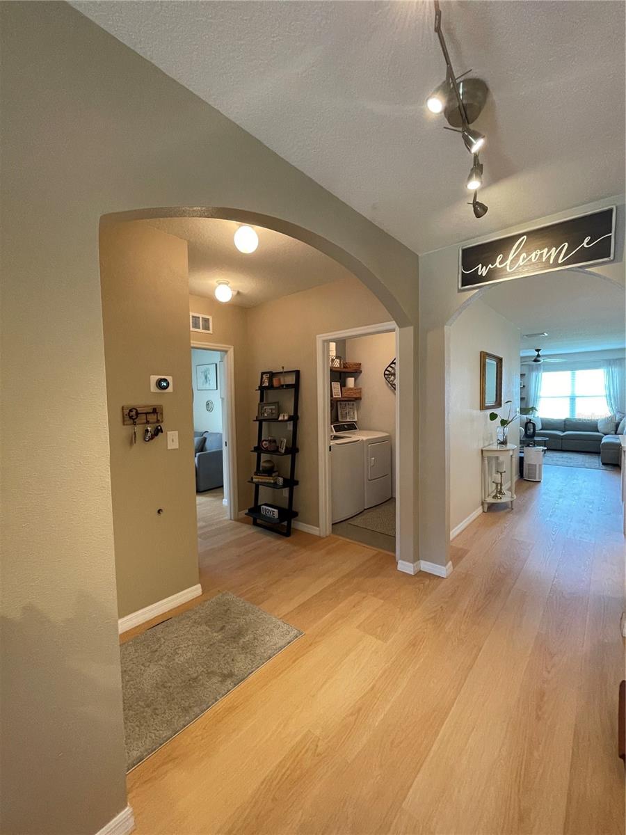Image 4 of 26 For 5504 Raymond Way