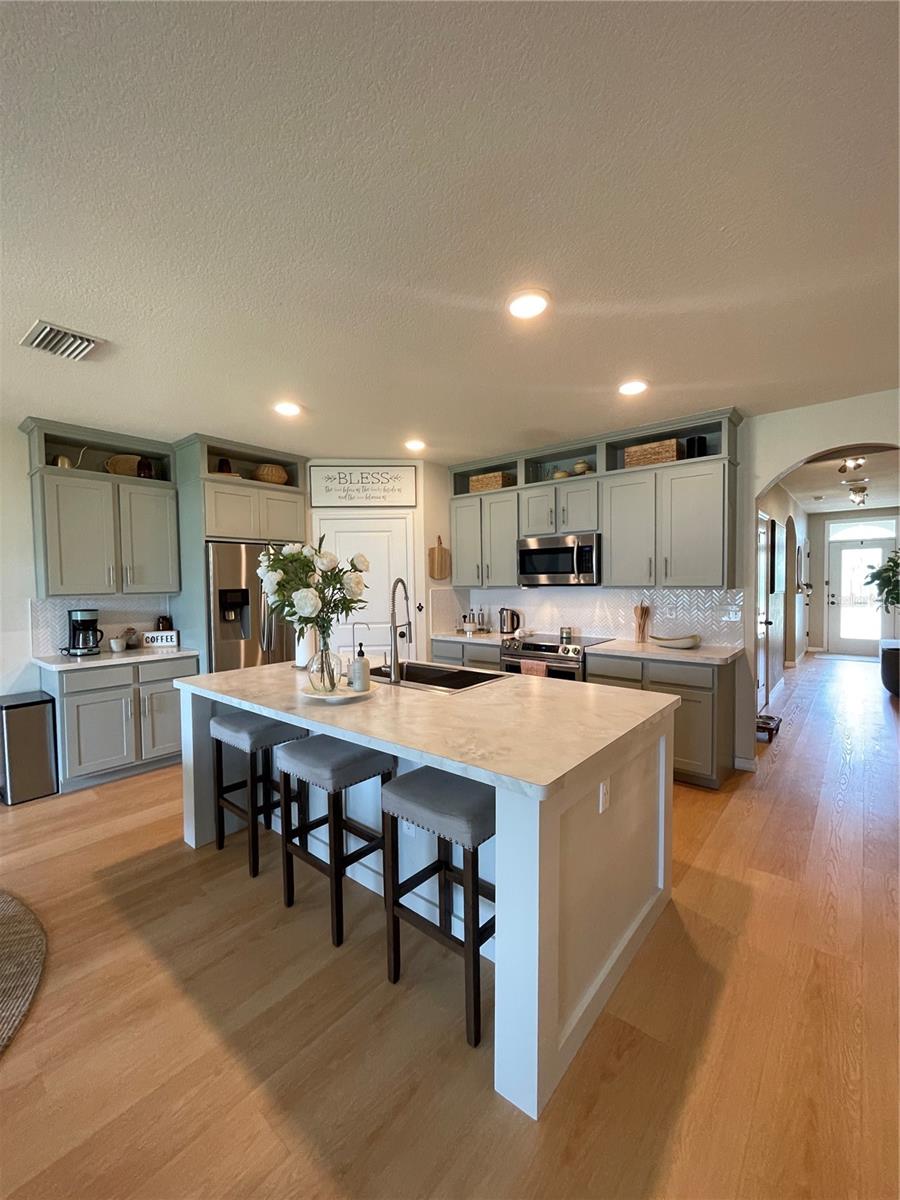 Image 9 of 26 For 5504 Raymond Way