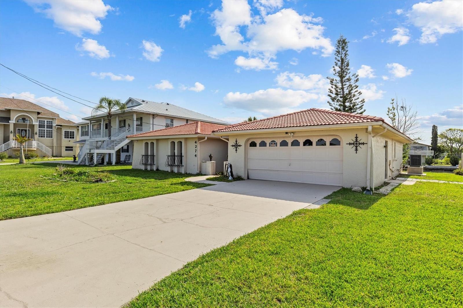 Image 2 of 33 For 4274 Deleon Drive