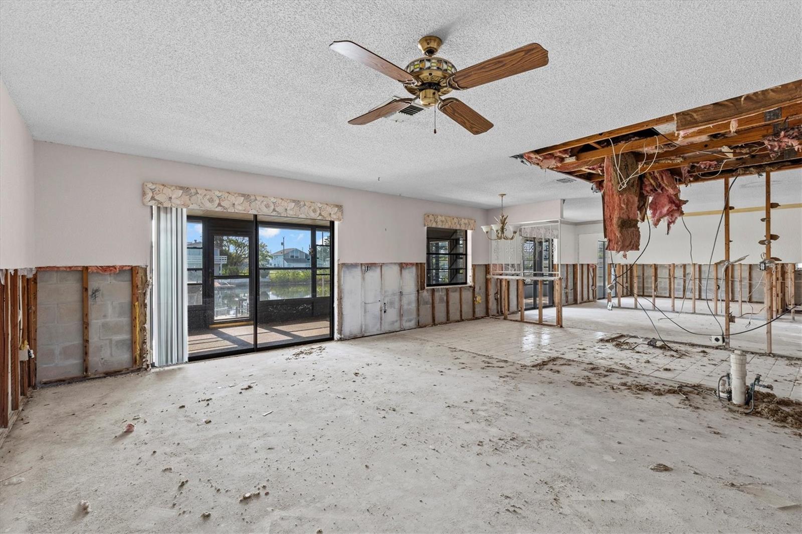 Image 8 of 33 For 4274 Deleon Drive