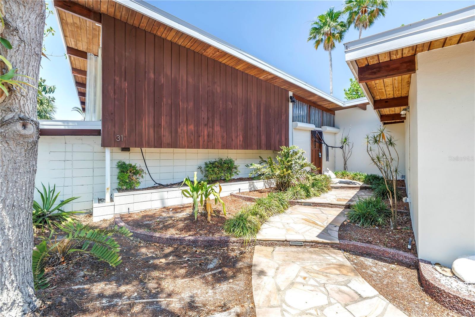 Image 14 of 60 For 31 Dolphin Drive