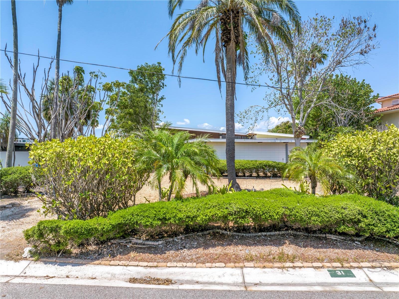 Image 43 of 60 For 31 Dolphin Drive